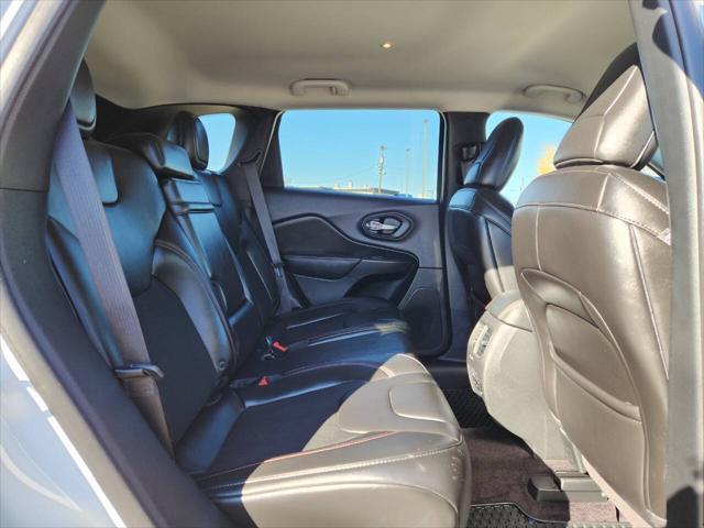 used 2019 Jeep Cherokee car, priced at $16,975