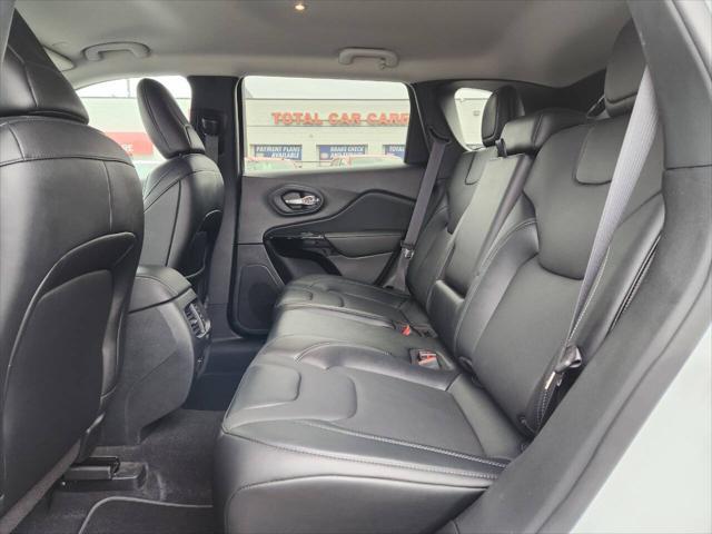 used 2023 Jeep Cherokee car, priced at $19,975