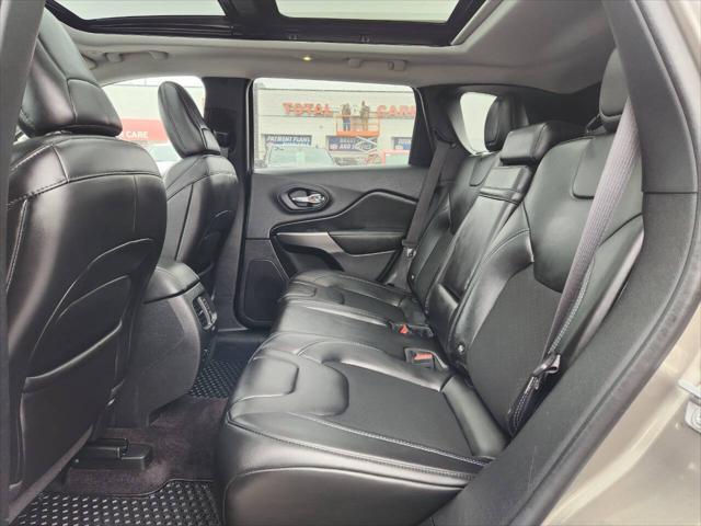 used 2019 Jeep Cherokee car, priced at $15,772