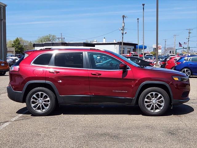 used 2019 Jeep Cherokee car, priced at $15,482