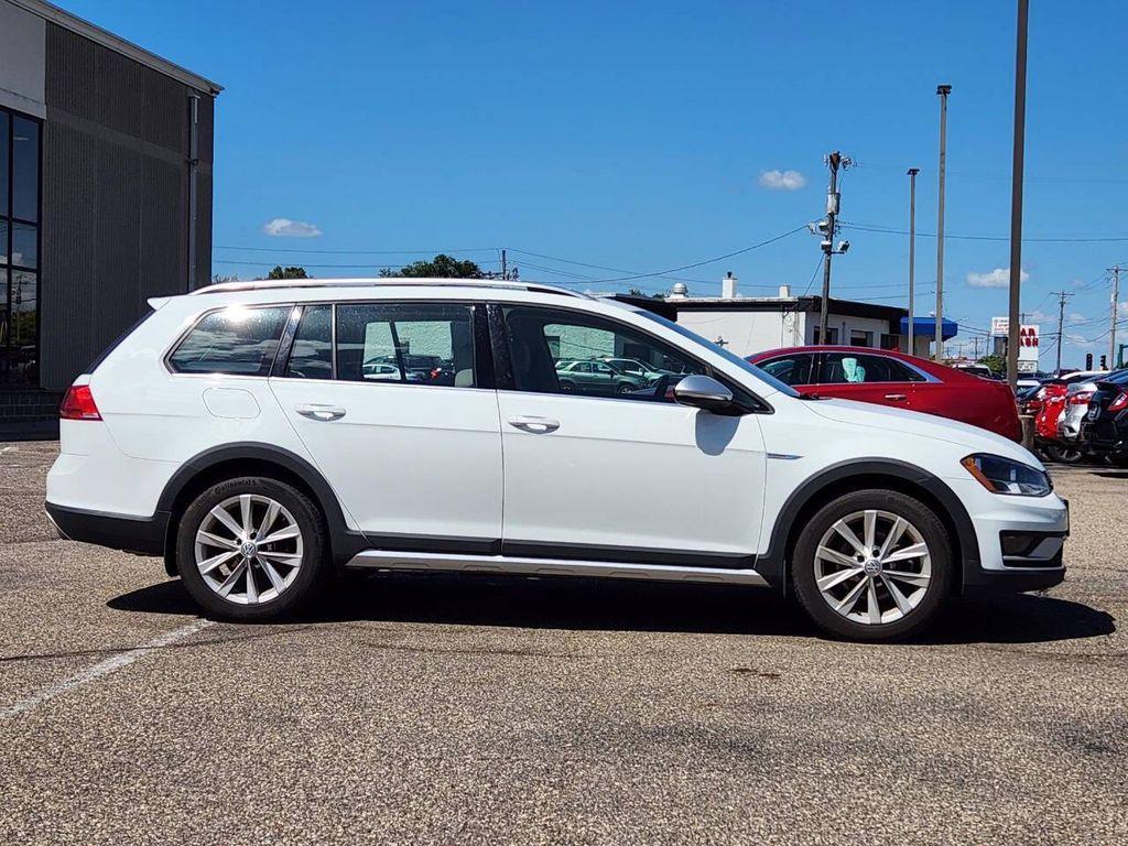 used 2017 Volkswagen Golf Alltrack car, priced at $14,972