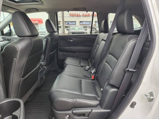 used 2021 Honda Pilot car, priced at $25,988