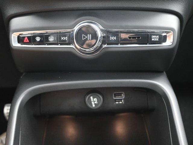 used 2021 Volvo XC40 car, priced at $26,857