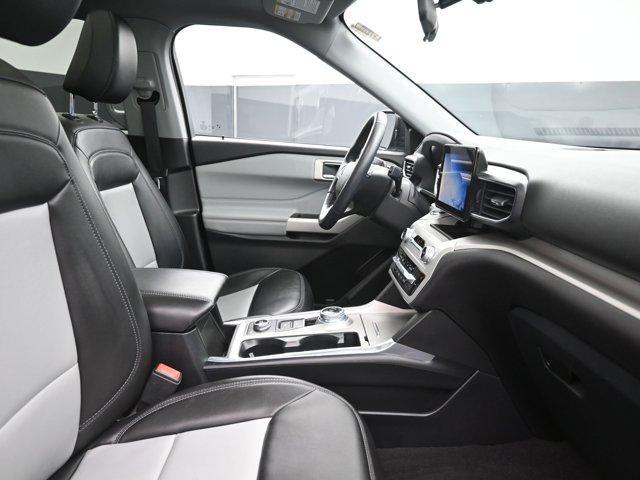 used 2022 Ford Explorer car, priced at $33,652