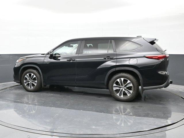 used 2023 Toyota Highlander car, priced at $39,194