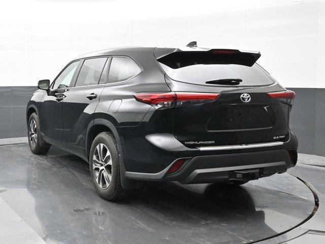 used 2023 Toyota Highlander car, priced at $39,194