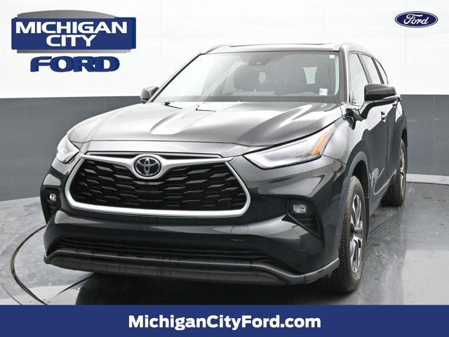 used 2023 Toyota Highlander car, priced at $39,764