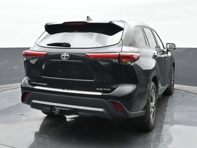 used 2023 Toyota Highlander car, priced at $39,194
