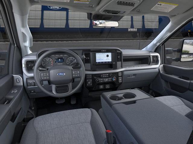 new 2025 Ford F-250 car, priced at $58,290