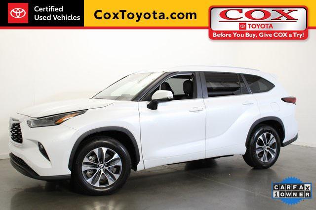 used 2024 Toyota Highlander car, priced at $40,155