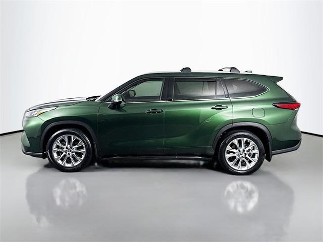 used 2023 Toyota Highlander car, priced at $42,241