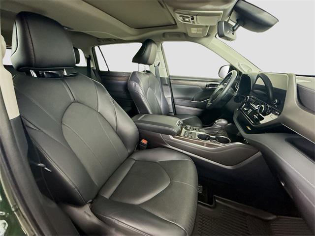 used 2023 Toyota Highlander car, priced at $42,241