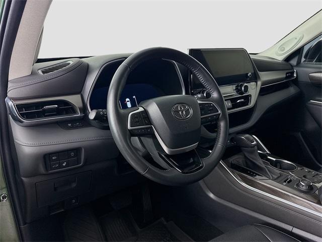 used 2023 Toyota Highlander car, priced at $42,241