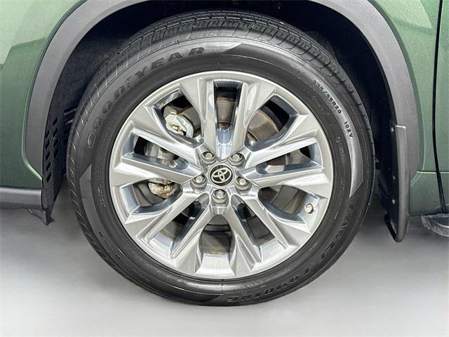 used 2023 Toyota Highlander car, priced at $42,241