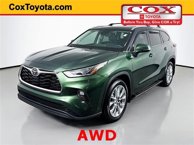used 2023 Toyota Highlander car, priced at $42,241