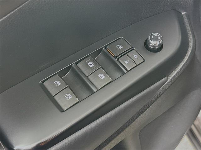 used 2015 Toyota Highlander car, priced at $15,900