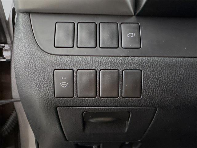 used 2015 Toyota Highlander car, priced at $15,900