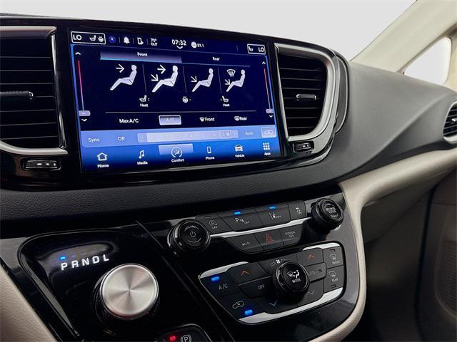 used 2024 Chrysler Pacifica car, priced at $29,850