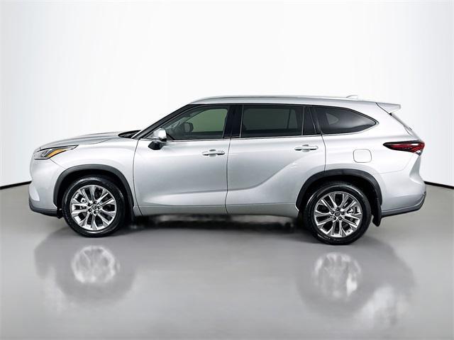 used 2024 Toyota Highlander Hybrid car, priced at $46,865