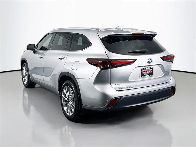 used 2024 Toyota Highlander Hybrid car, priced at $46,865