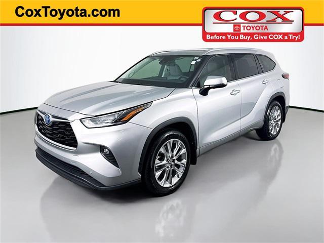 used 2024 Toyota Highlander Hybrid car, priced at $46,865
