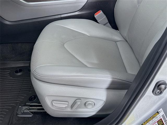 used 2024 Toyota Highlander Hybrid car, priced at $46,865