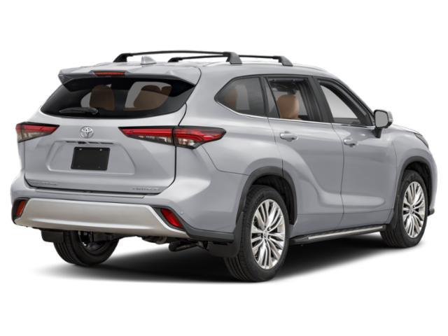 used 2025 Toyota Highlander car, priced at $52,500