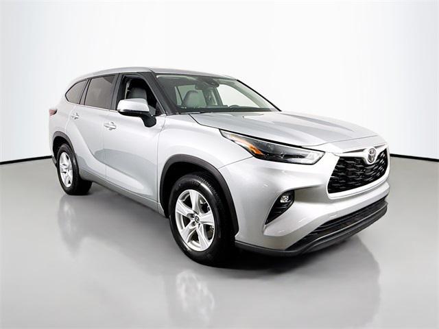 used 2024 Toyota Highlander car, priced at $35,512