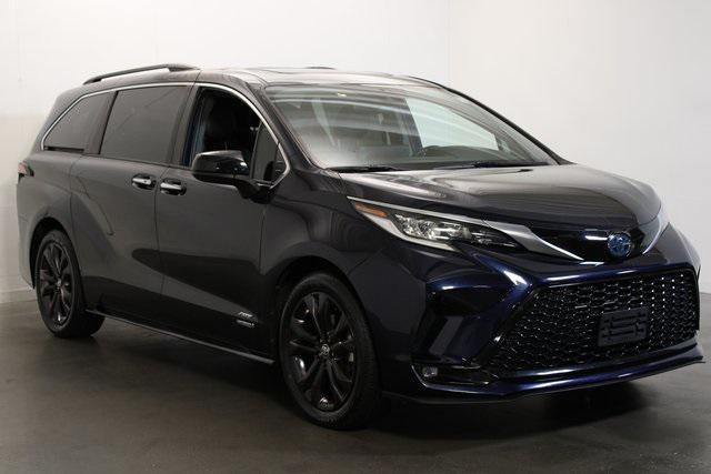 used 2021 Toyota Sienna car, priced at $36,202