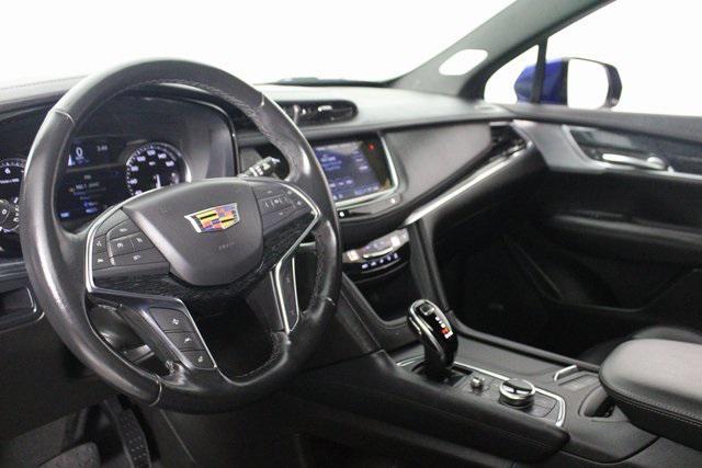 used 2023 Cadillac XT5 car, priced at $30,976