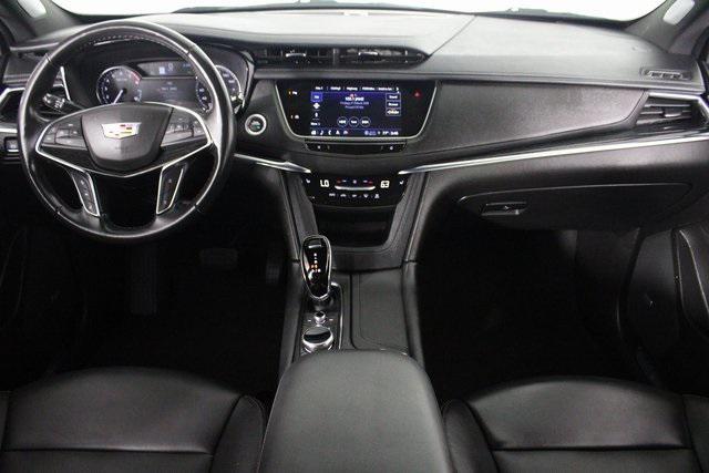 used 2023 Cadillac XT5 car, priced at $30,976