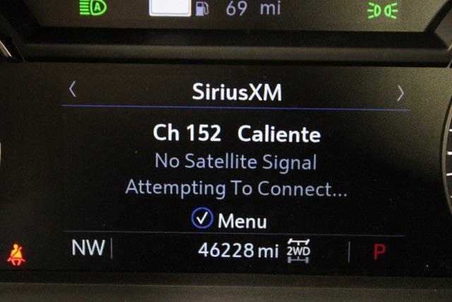 used 2023 Cadillac XT5 car, priced at $30,976