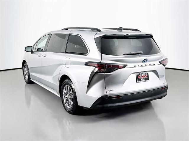 used 2024 Toyota Sienna car, priced at $40,204