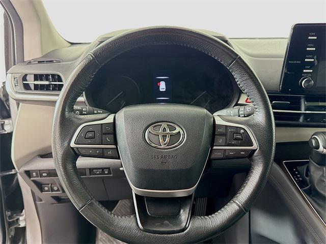 used 2024 Toyota Sienna car, priced at $40,204