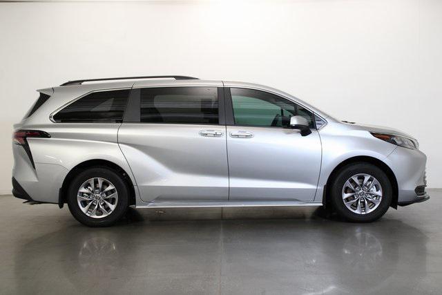 new 2025 Toyota Sienna car, priced at $44,016