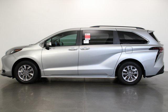 new 2025 Toyota Sienna car, priced at $44,016