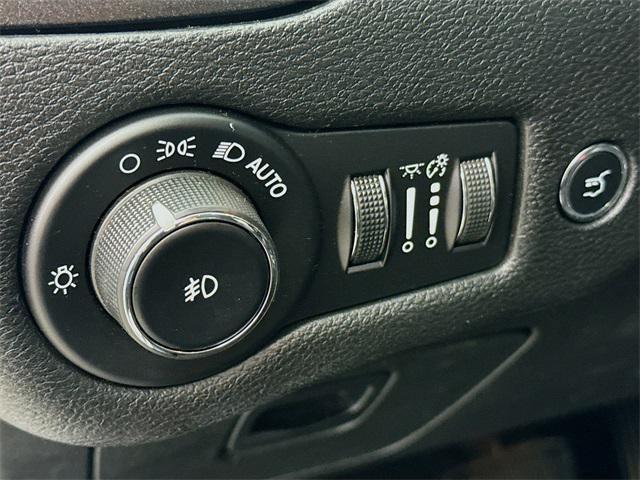 used 2019 Jeep Cherokee car, priced at $14,839