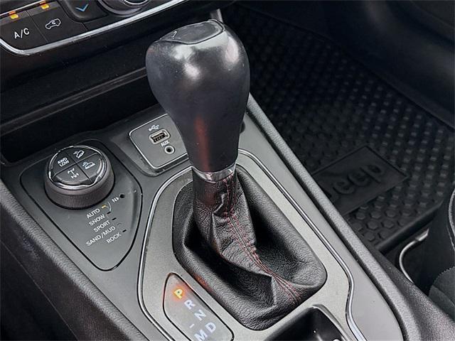 used 2019 Jeep Cherokee car, priced at $14,839