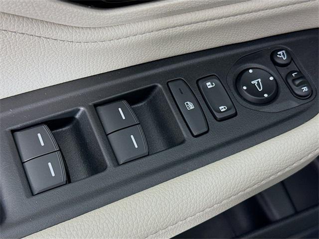 used 2025 Honda Odyssey car, priced at $47,598