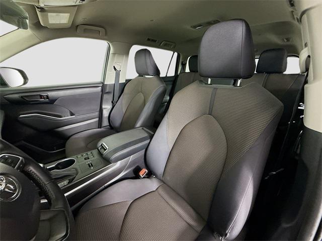 used 2023 Toyota Highlander car, priced at $31,991