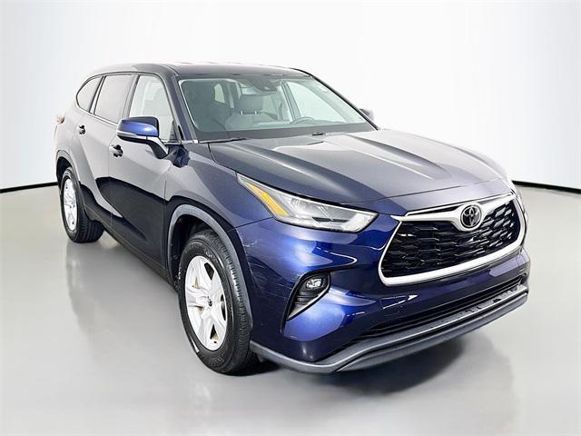 used 2023 Toyota Highlander car, priced at $31,991