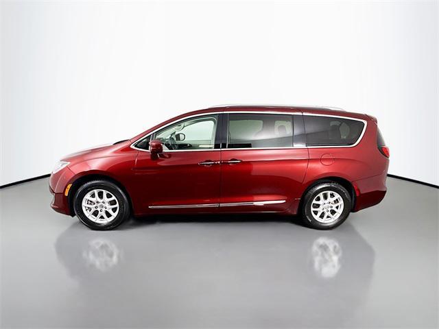 used 2020 Chrysler Pacifica car, priced at $20,884