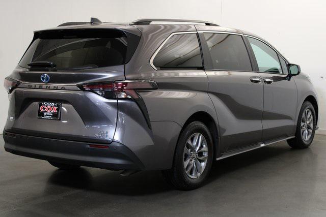 used 2024 Toyota Sienna car, priced at $45,686