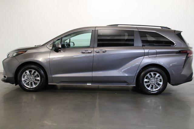 used 2024 Toyota Sienna car, priced at $45,686