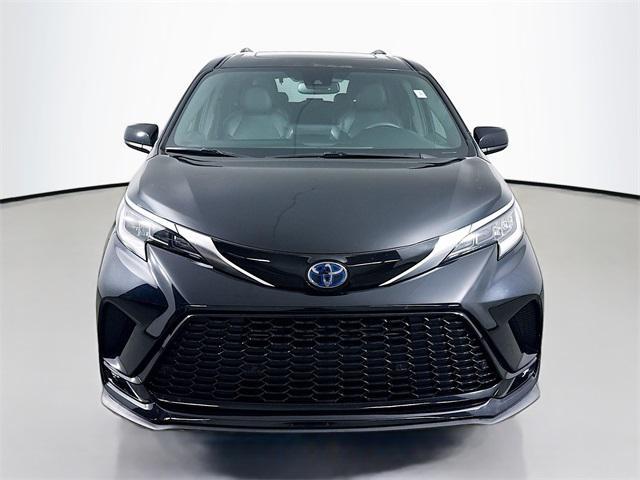 used 2021 Toyota Sienna car, priced at $39,865