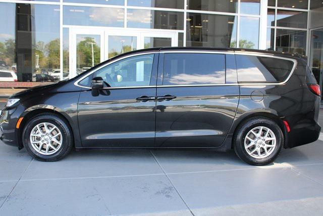 used 2023 Chrysler Pacifica car, priced at $23,044