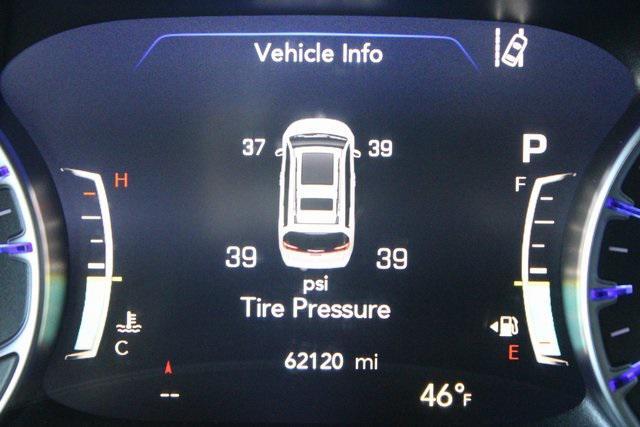 used 2023 Chrysler Pacifica car, priced at $23,044