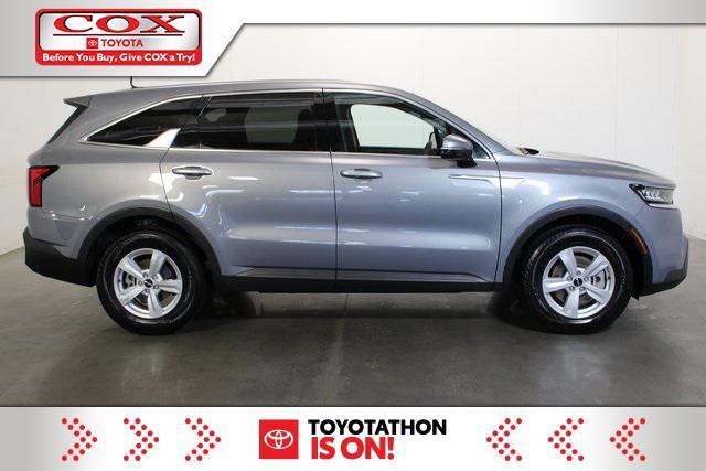 used 2023 Kia Sorento car, priced at $25,492