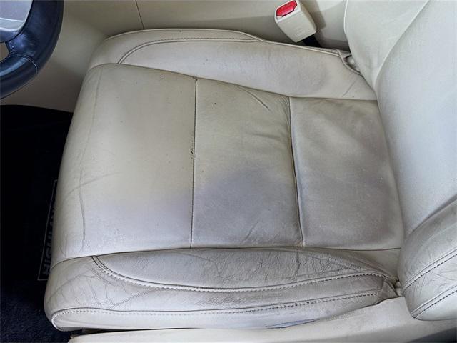 used 2014 Toyota Highlander car, priced at $14,407