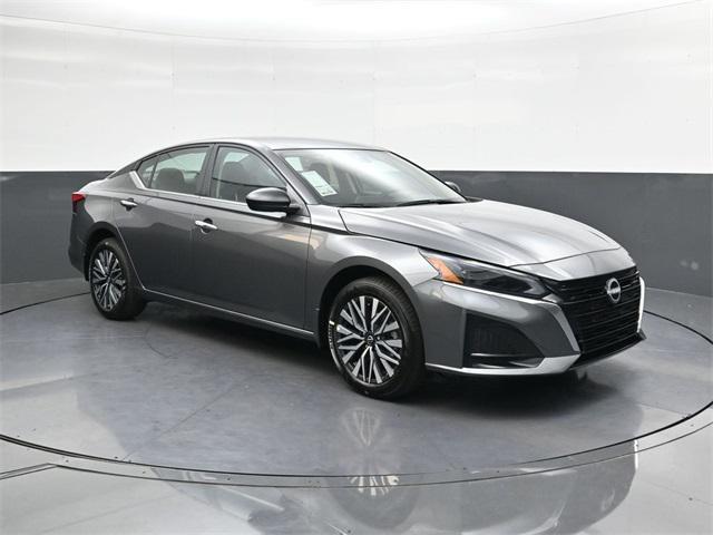 new 2025 Nissan Altima car, priced at $28,313